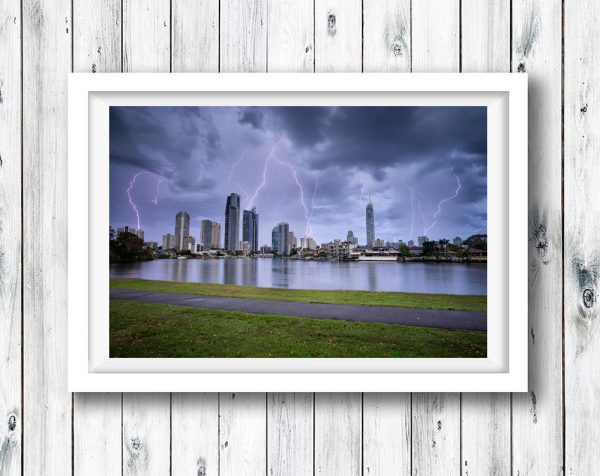 Lightning storm hits the Gold Coast.
