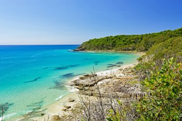 The stunning colours of Tea Tree Bay in the Noosa National Park.