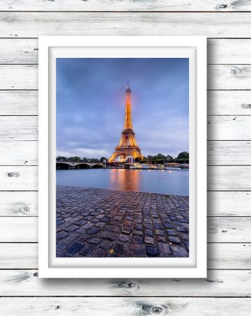 Eiffel Tower at sunset - Paris.